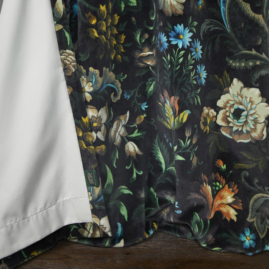 House of Hackney Fabric Florika - Velvet - Onyx